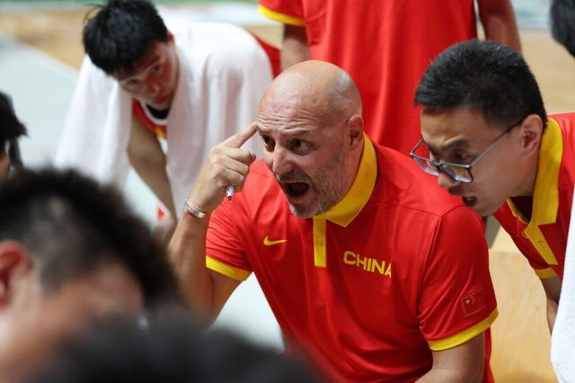 yl23455永利官网-乔尔杰维奇：中国男篮不缺人才 他们接受我的理念