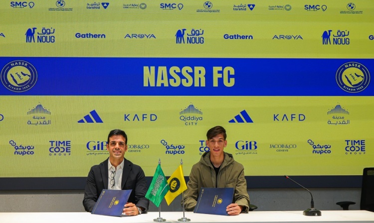 yl23455永利官网-官方：利雅得胜利签下伊拉克中场阿卜杜卡里姆，双方签约2年半